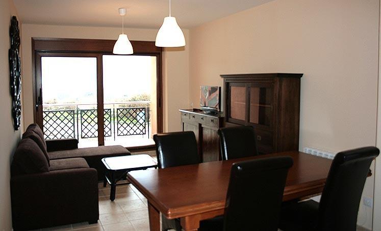 Apartamentos La Covatilla Neila de San Miguel 外观 照片