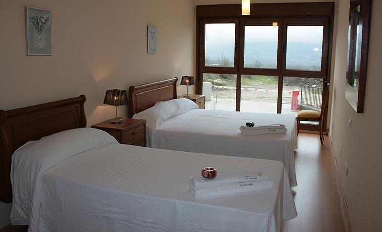 Apartamentos La Covatilla Neila de San Miguel 外观 照片